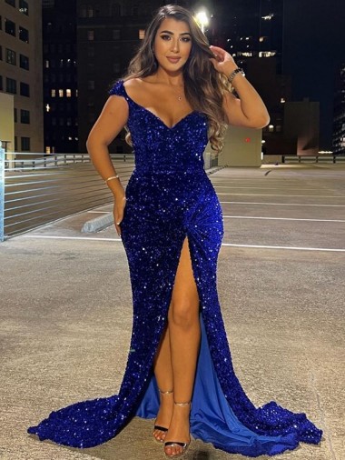 Affordable Sleeveless V-Neck Velvet Sequin Royal Blue Sweep Train Dress